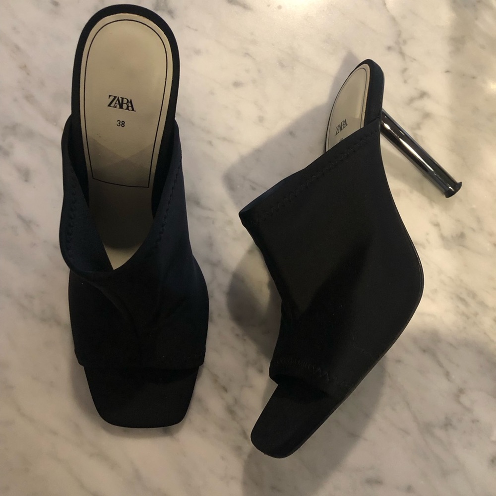 Zara mules EUC-like new